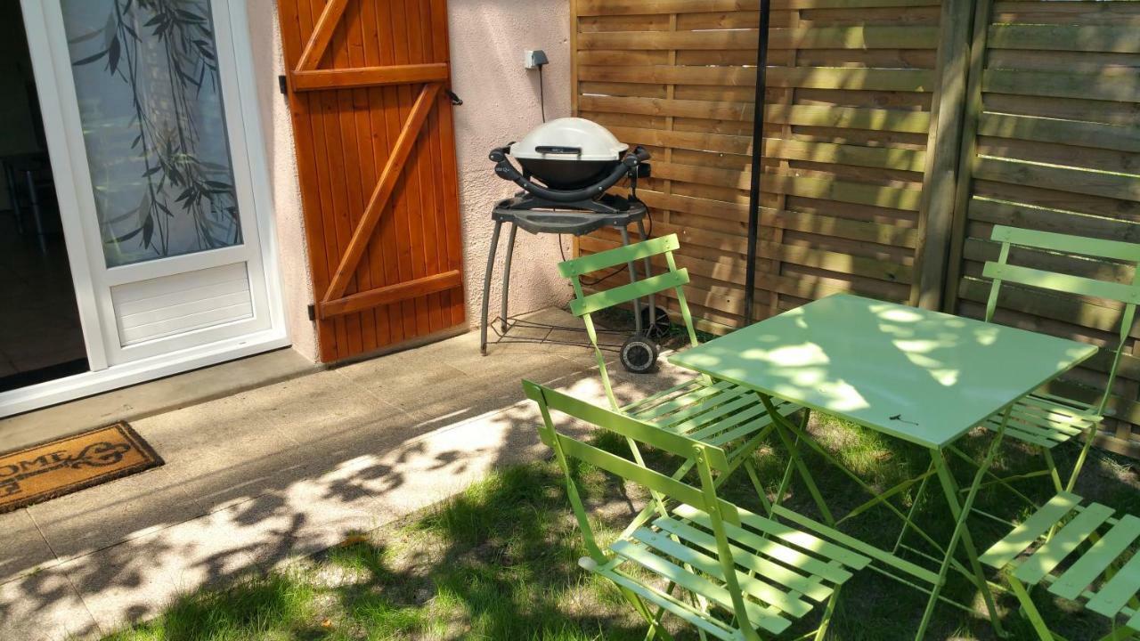 Le Mas Des Loups Arpajon Exterior foto